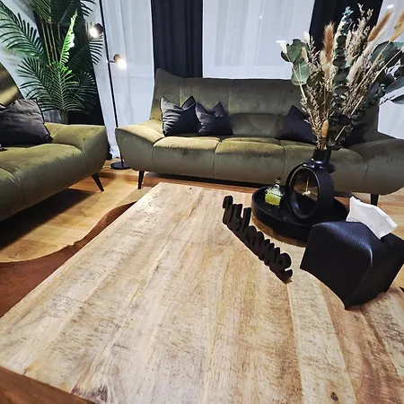 Fendi Deluxe * 브라티슬라바